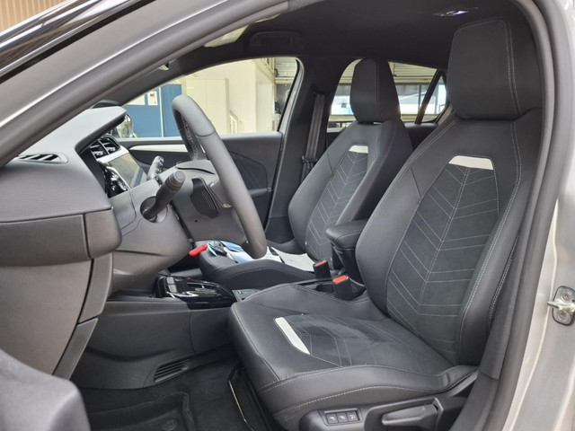 Foto 8 van Opel Corsa 1.2 Turbo Hybrid GS Automaat LED Pixel/Navi/Massage stoel/Stoelverwarming
