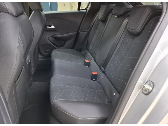 Foto 9 van Opel Corsa 1.2 Turbo Hybrid GS Automaat LED Pixel/Navi/Massage stoel/Stoelverwarming