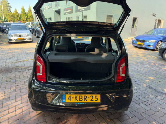 Foto 7 van Volkswagen Up! 1.0 move up! BlueMotion 5Drs Airco Elec-Ram