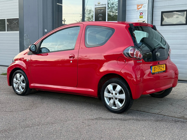 Foto 10 van Toyota Aygo 1.0 VVT-i Aspiration| AUTOMAAT| AIRCO| NAP