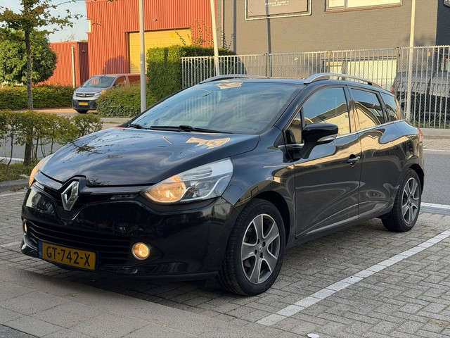 Renault Clio Estate 1.5 dCi Night&Day (bj 2015)