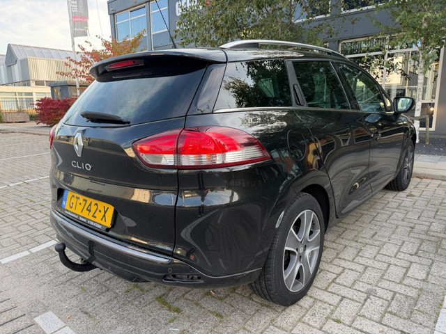 Foto 7 van Renault Clio Estate 1.5 dCi Night&Day (bj 2015)