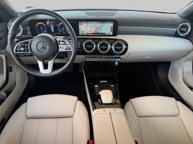 Foto 9 van Mercedes-Benz CLA-klasse Shooting Brake 250e Solution AMG Limited (NL-auto, Goed OnderH, Panorama, S