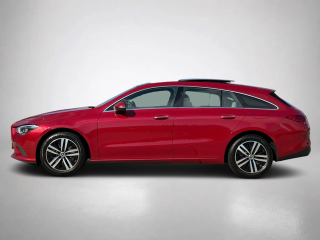 Foto 6 van Mercedes-Benz CLA-klasse Shooting Brake 250e Solution AMG Limited (NL-auto, Goed OnderH, Panorama, S