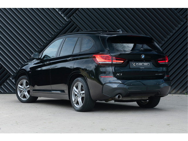 Foto 8 van BMW X1 xDrive25e M-Sport Pano HUD ACC Keyless Adapt. LED Camera Park Assist
