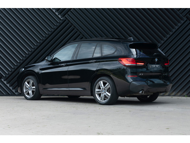 BMW X1 xDrive25e M-Sport Pano HUD ACC Keyless Adapt. LED Camera Park Assist