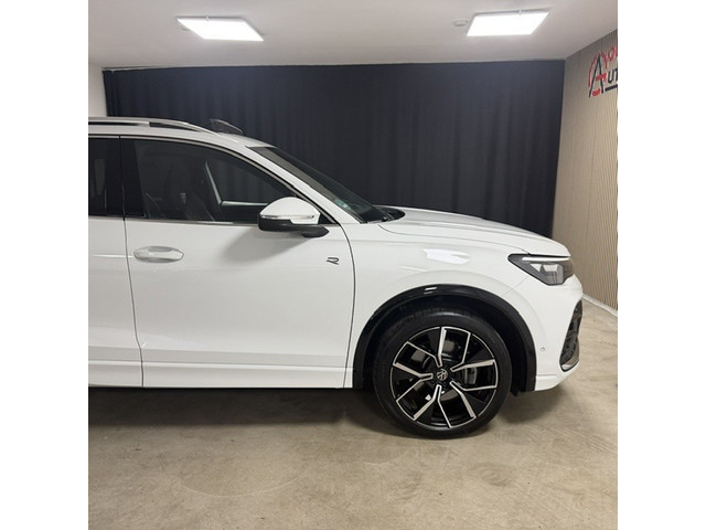 Foto 4 van Volkswagen TIGUAN 1.5 eHybrid R-Line Edition 360/H&k/Pano
