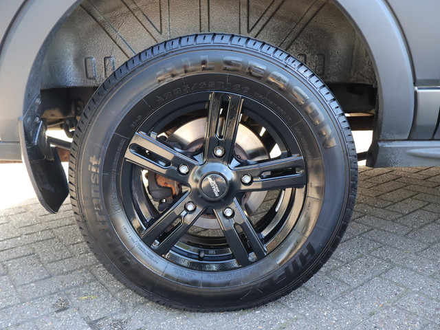 Foto 8 van Ford Transit 330 2.0 TDCI 130 PK L2H2 DUBBEL CABINE 5-PERS. *85.969 KM* | EURO 6 | TREKHAAK 2650 KG