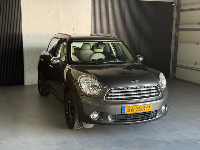 Foto 4 van Mini Countryman 1.6 Cooper CHILI LEDER/NAVIGATIE/XENON! NETTE STAAT!