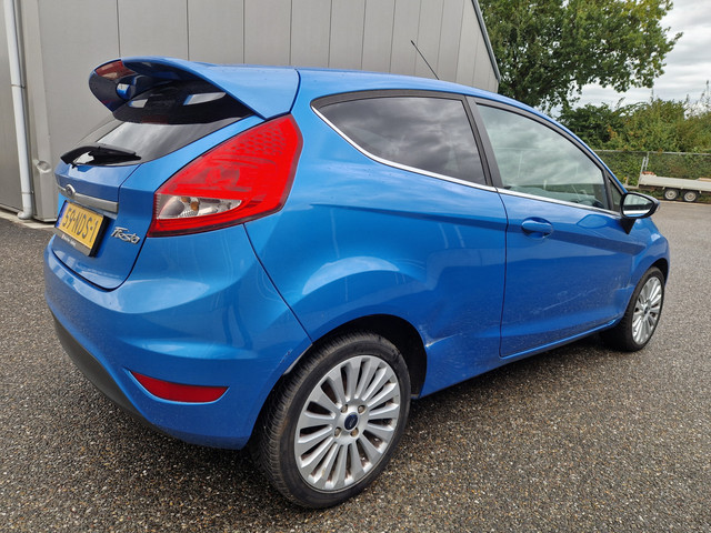 Foto 5 van Ford Fiesta 1.25 Titanium (bj 2010)