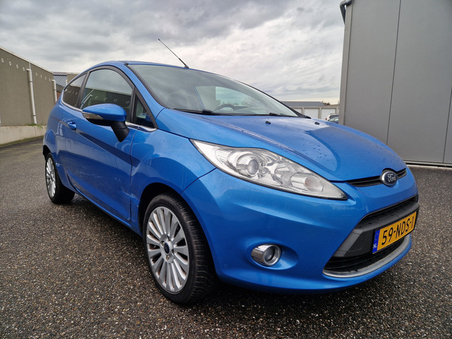 Foto 7 van Ford Fiesta 1.25 Titanium (bj 2010)