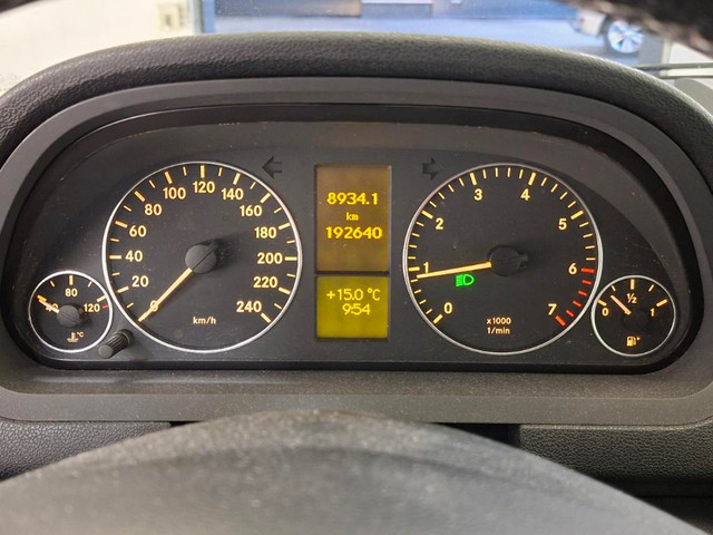 Foto 7 van Mercedes-Benz A-klasse 170 Avantgarde/ ZEER NETJES