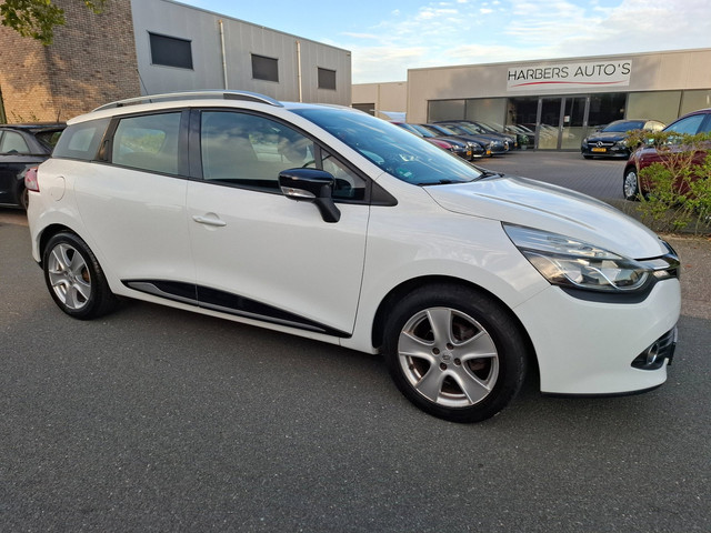Foto 8 van Renault Clio Estate 0.9 TCe Expression AIRCO/CRUISE/NAVI/TREKHAAK!