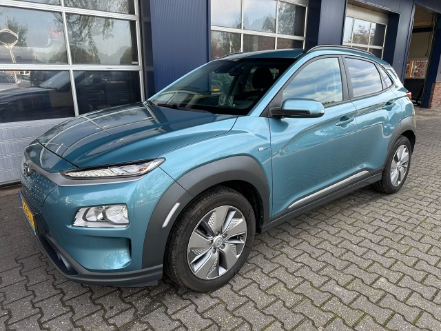 Foto 5 van HYUNDAI KONA EV FASHION 64 KWH, 3-fase, Camera, Warmtepomp, Carplay, Navi, Keyless, ALL IN prijs!