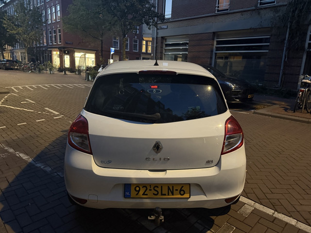 Foto 8 van Renault Clio 1.5 dCi Collection Clima|Cruise (bj 2011)