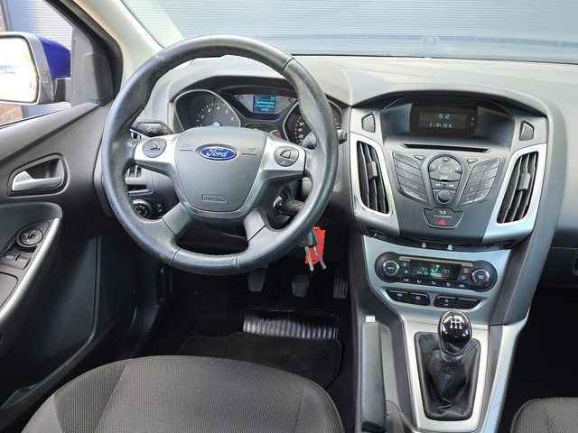Foto 2 van Ford Focus Wagon 1.0 EcoBoost Edition Plus Apk |Clima
