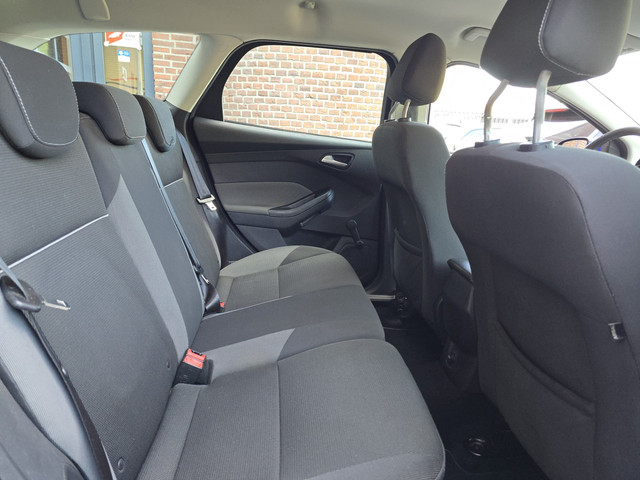 Foto 8 van Ford Focus Wagon 1.0 EcoBoost Edition Plus Apk |Clima