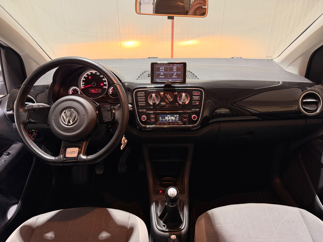 Foto 10 van Volkswagen Up! 1.0 cross up! BlueMotion
