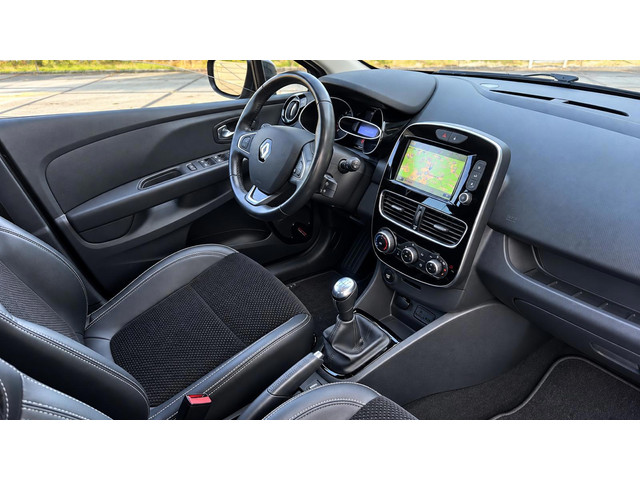 Foto 4 van Renault Clio 0.9 TCe Intens Cam/PDC/Cruise/Navi