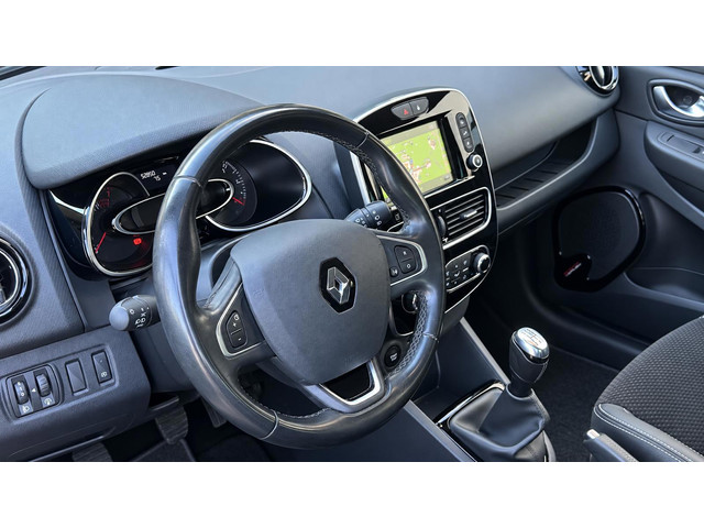 Foto 2 van Renault Clio 0.9 TCe Intens Cam/PDC/Cruise/Navi