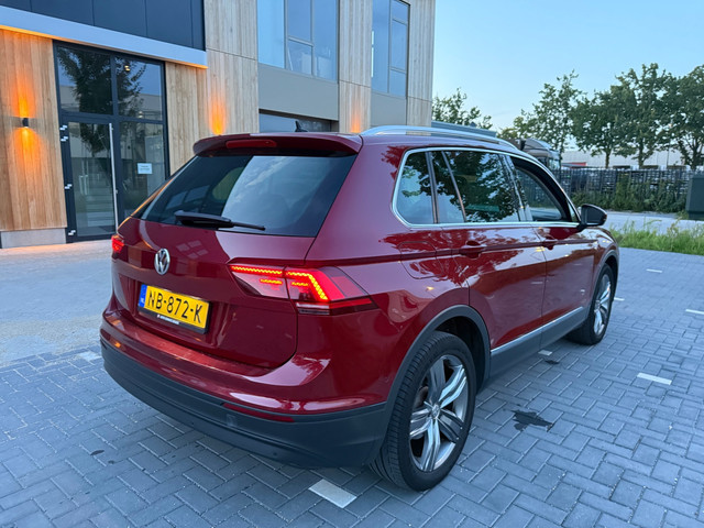 Foto 8 van Volkswagen Tiguan 1.4 TSI ACT Highline (bj 2017) DynAudio|Camera|LED|HuD