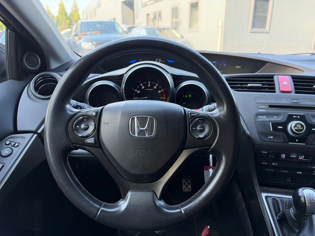 Foto 5 van Honda Civic 1.4 Sport|Clima|Cruise|Camera|PDC|APK 04-2027|