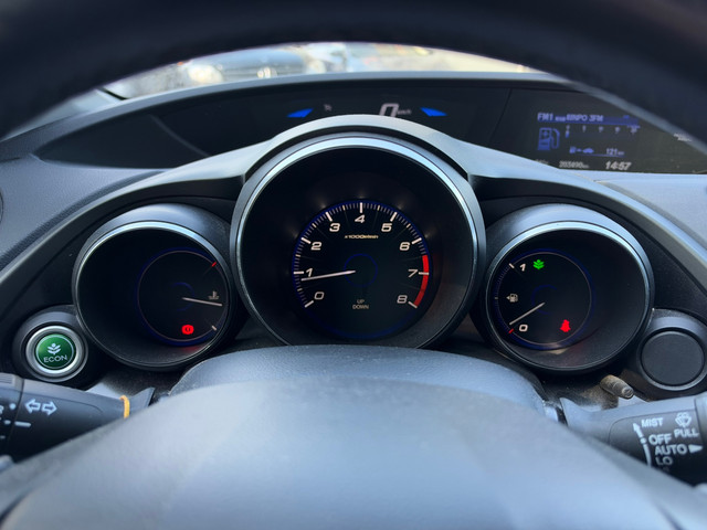 Foto 3 van Honda Civic 1.4 Sport|Clima|Cruise|Camera|PDC|APK 04-2027|