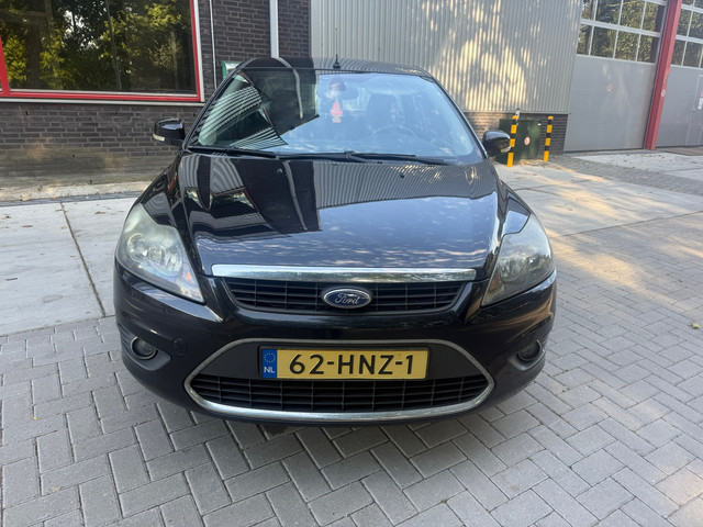 Foto 7 van Ford Focus Wagon 1.6 Titanium Navi Airco
