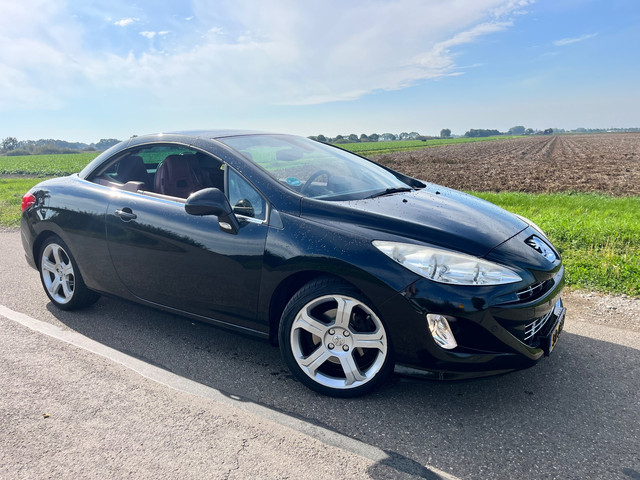 Foto 5 van Peugeot 308 CC 1.6 THP Premiere