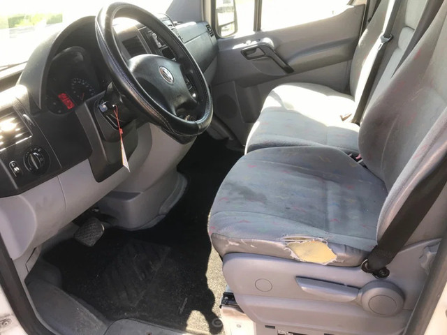 Foto 6 van Volkswagen Crafter 2.5 TDi L2H2 AC Camper Versnellingsbak probleem