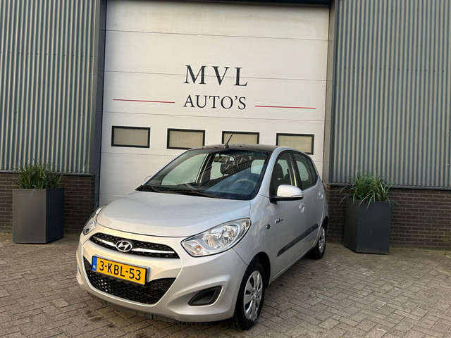 Foto 2 van Hyundai I10 1.0 Black pack