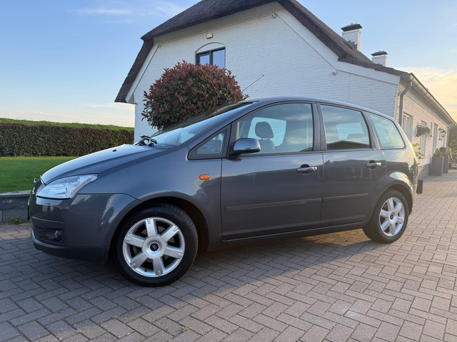 Foto 2 van Ford Focus C-Max 1.8-16V Trend / Bj: 2004 / Airco / Nieuwe apk!