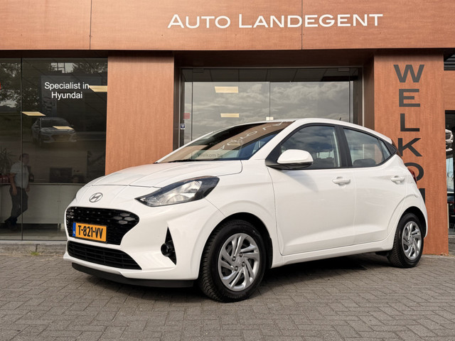 Foto 2 van Hyundai i10 1.0 Comfort | Carplay | Airco | DAB | Lane Assist | Cruise Control