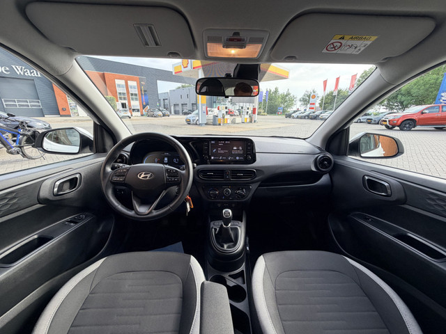Foto 6 van Hyundai i10 1.0 Comfort | Carplay | Airco | DAB | Lane Assist | Cruise Control
