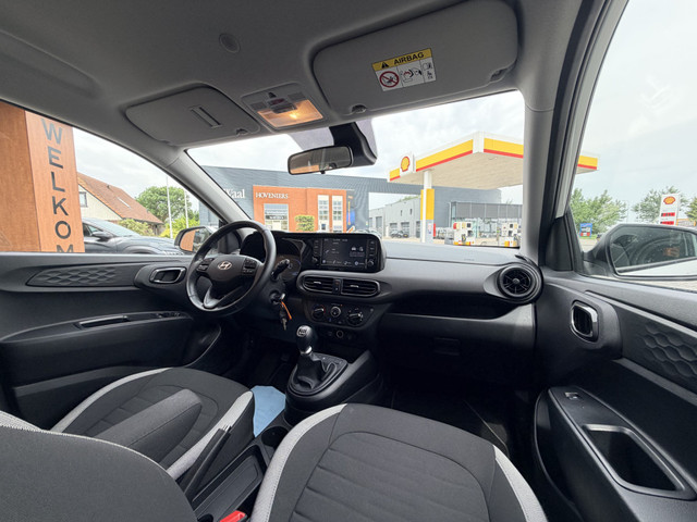 Foto 8 van Hyundai i10 1.0 Comfort | Carplay | Airco | DAB | Lane Assist | Cruise Control