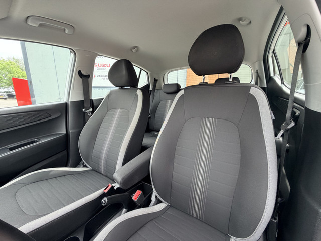 Foto 10 van Hyundai i10 1.0 Comfort | Carplay | Airco | DAB | Lane Assist | Cruise Control