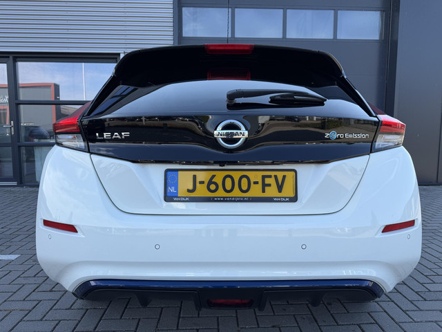 Foto 7 van Nissan LEAF N-Connecta 40 kWh ✓SOH 88.6% ✓Navigatie ✓360° Camera ✓BLIS ✓Adaptive Cruise ✓Apple Carpl