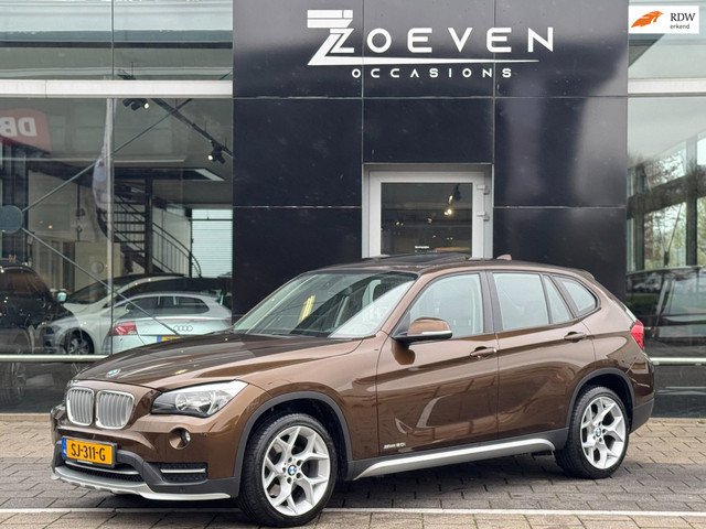 BMW X1 BMW X1 sDrive20i 184PK AUTOMAAT | PANO | CAMERA | LEDER | 92.399 KM