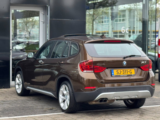 Foto 10 van BMW X1 BMW X1 sDrive20i 184PK AUTOMAAT | PANO | CAMERA | LEDER | 92.399 KM