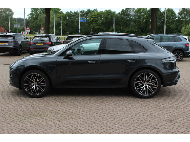 Foto 8 van Porsche Macan 2.0 T / Trekhaak / Panoramadak / Camera / Luchtvering / Keyless / 21'' / Adaptieve Sto