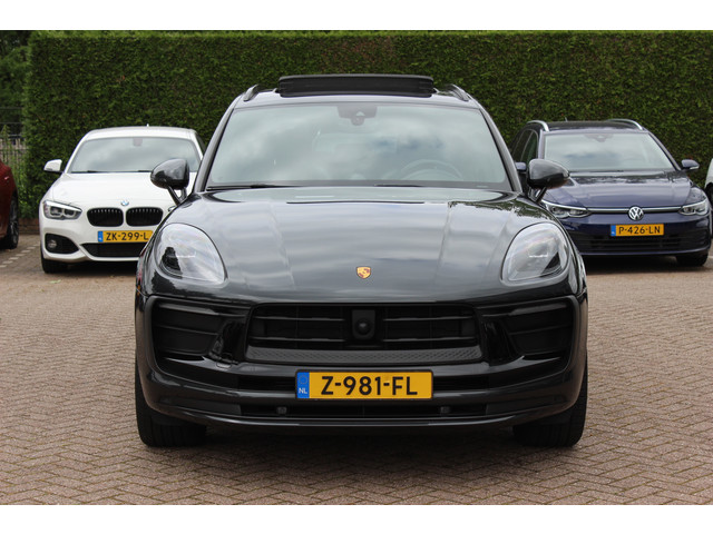 Foto 9 van Porsche Macan 2.0 T / Trekhaak / Panoramadak / Camera / Luchtvering / Keyless / 21'' / Adaptieve Sto