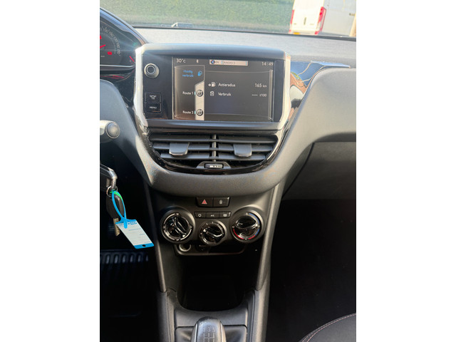 Foto 9 van Peugeot 208 1.2 VTi Allure APK/AIRCO (bj 2013)