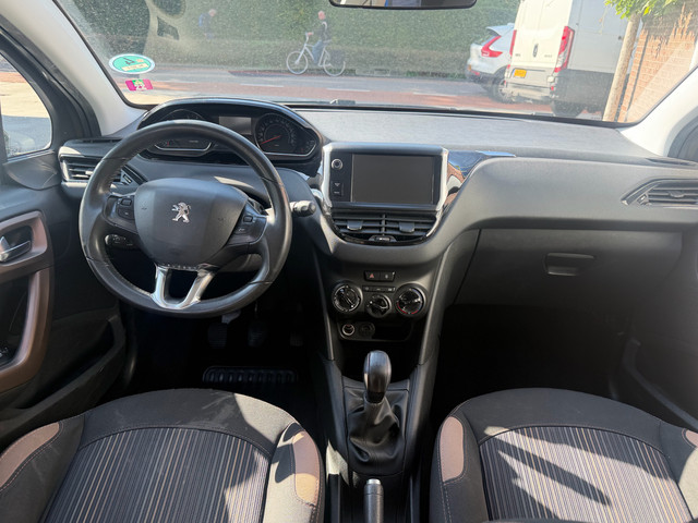 Peugeot 208 1.2 VTi Allure APK/AIRCO (bj 2013)