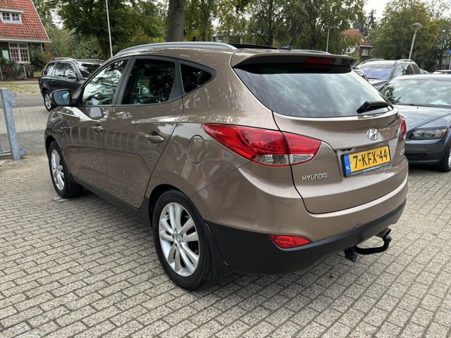 Foto 2 van Hyundai ix35 2.0i 4WD i-Catcher Leder Pano Keyless Camera