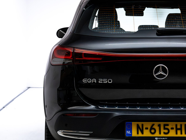 Foto 6 van Mercedes-Benz EQA 250 Business Solution Luxury 67 kWh | SOH 96% | Stoelverw. | Sfeerverl. | Camera |
