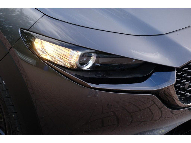 Foto 2 van Mazda CX-30 2.5 e-SkyActiv-G M Hybrid 140pk Aut. Nagisa - Head-up display - Bose - Adaptieve cruise