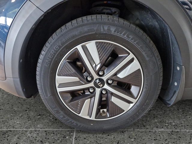 Foto 8 van Kia Niro DynamicLine 1.6 GDi Hybrid 141pk | LAGE KM! | NL-AUTO | NAVI | CAMERA | APPLE CARPLAY / AND