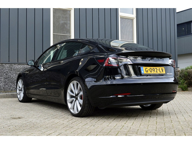 Foto 6 van Tesla Model 3 Performance AWD 75 kWh SOH 86.5% Rijklaarprijs-Garantie Panorama dak Autopilot Leder 2