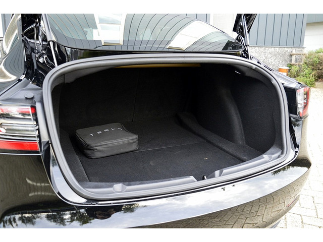 Foto 3 van Tesla Model 3 Performance AWD 75 kWh SOH 86.5% Rijklaarprijs-Garantie Panorama dak Autopilot Leder 2