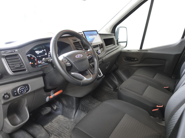 Foto 3 van Ford Transit 310 2.0 TDCI L2H2 Trend Automaat Airco Bluetooth Camera Cruise Control